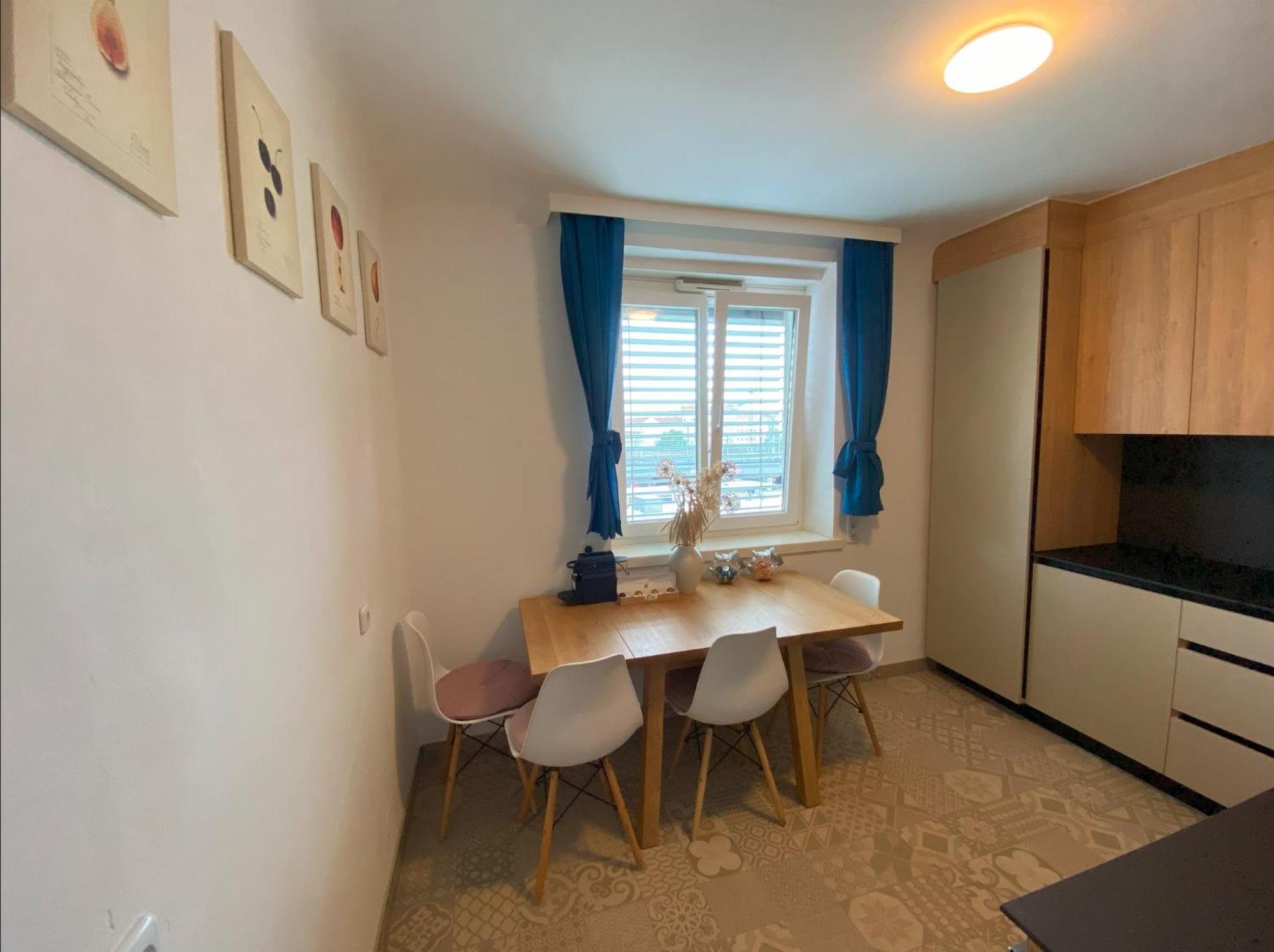 Anzotika Central Apartment, Wien Exteriör bild